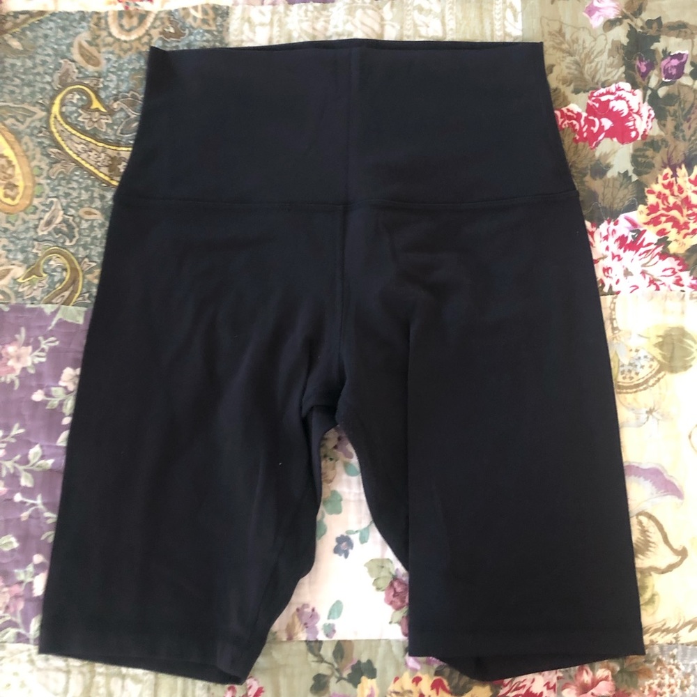 Lululemon biker shorts